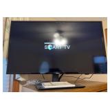 39' Samsung TV with remote, turns on and works