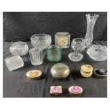 Group of decorative accessories, Waterford ring