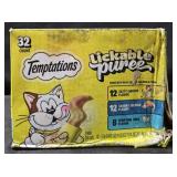 Temptations Lickable cat treats 32 count