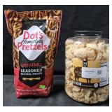 Dot's Homestyle Pretzels 35oz. Fried Pork Rinds
