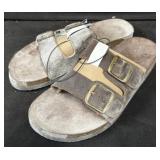 Mountain Sole Women's Size 9 Double Buckle