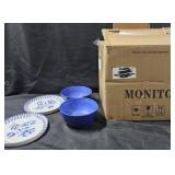 Monito 16 piece Dinnerware Set. Blue thread