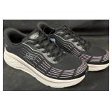 Skechers Swift Fit Ladies Size 11 Sneakers