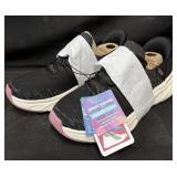 Skechers Swift Fit Ladies Size 7 Sneakers