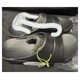 Oofos Women's Size 8 Clogs