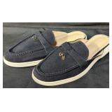 Women's Size EU40 Shoes