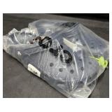 Crocs Unisex M9/W11 Clogs