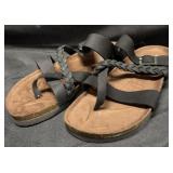 Mountain Sole Women's Size 11 Leather Sandals