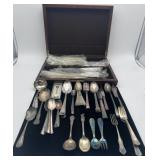 60 pc. Community Oneida silver plate flatware,