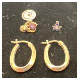 Pair of 10K gold earrings, 10K Masonic pin and