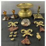 Group of decorative accessories, brass candle