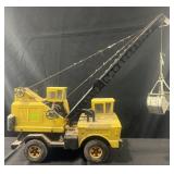 Vintage 1970s Mighty Tonka Crane (Model No. 3940)