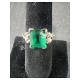 10K gold ring, chip in stone