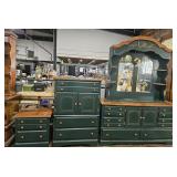 Standard Furniture 3 piece bedroom set in green.