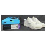 Women's size 11 Skechers Pickleball shoes