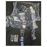 Men's size 32x30 DKNY dress pants. New w/ tags