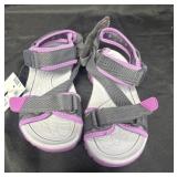Eddie Bauer size 1 Glide Sandals