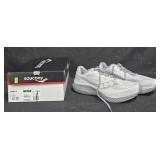 Men's size 10.5 Saucony sneakers