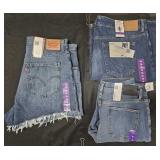 Women's size 16 Levi's denim shorts and size 16