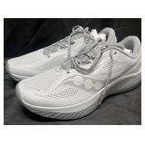 Menï¿½s Saucony Kinvara 15 sneakers, size 11
