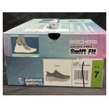 Ladies shoes sketchers hands free swift fit size