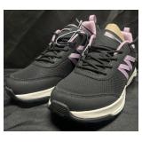 Ladies Skechers hiker sneaker, size 8
