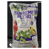 40lb supreme blend wild bird food