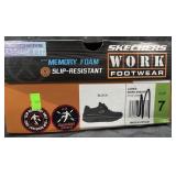 Slip resistant work footwear Ladies black