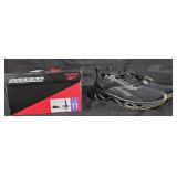Men's black Reebok soleus run size 11