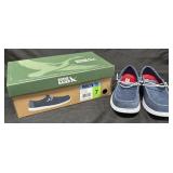 Eddie Bauer Menï¿½s Size 7 lace up loafers