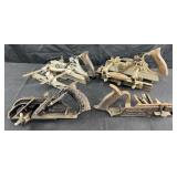 4 antique Stanley wood planes, 1 with broken arm