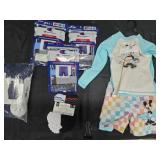 Boy's size 3T Mickey outfit. Size 12/14 boxer