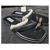 Women's size 8 Steve Madden toe ring sandals