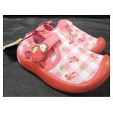 Girl's size 5/6 Strawberry Shortcake water shoes