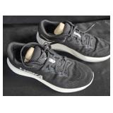 Men's size 11D Hoka shoes
