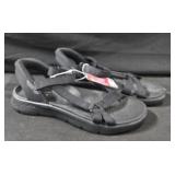 Women's size 10 Skechers sandals