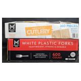 Clear cutlery 360 count. White plastic forks 600