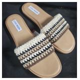 Women's size 10 Steve Madden sandals