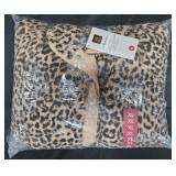 Women's size X-Large Shacket. New w/ tags