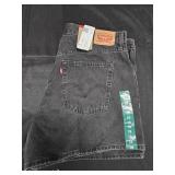 Women's size 18 Levi's denim shorts. New w/ tags