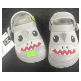 Toddler adevnture clogs size 7