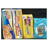 12pk Duchess honey buns. 24pk fig newton's. 12pk