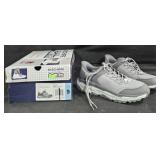 Women's size 9 Skechers hiker shoes