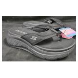 Women's size 9 Skechers sandals