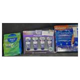 Oral-B pick flossers 300 count. Crest 3D