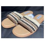 Womenï¿½s Steve Madden crochet sandal, size 9