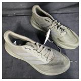 Addidas Men's size 9 shoes