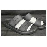 Women's size 9 Crocs sandals