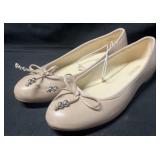 Ladies Nine West flats, size 8