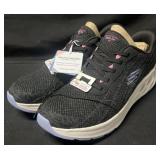 Ladies Skechers Swift Fit sneaker, size 11